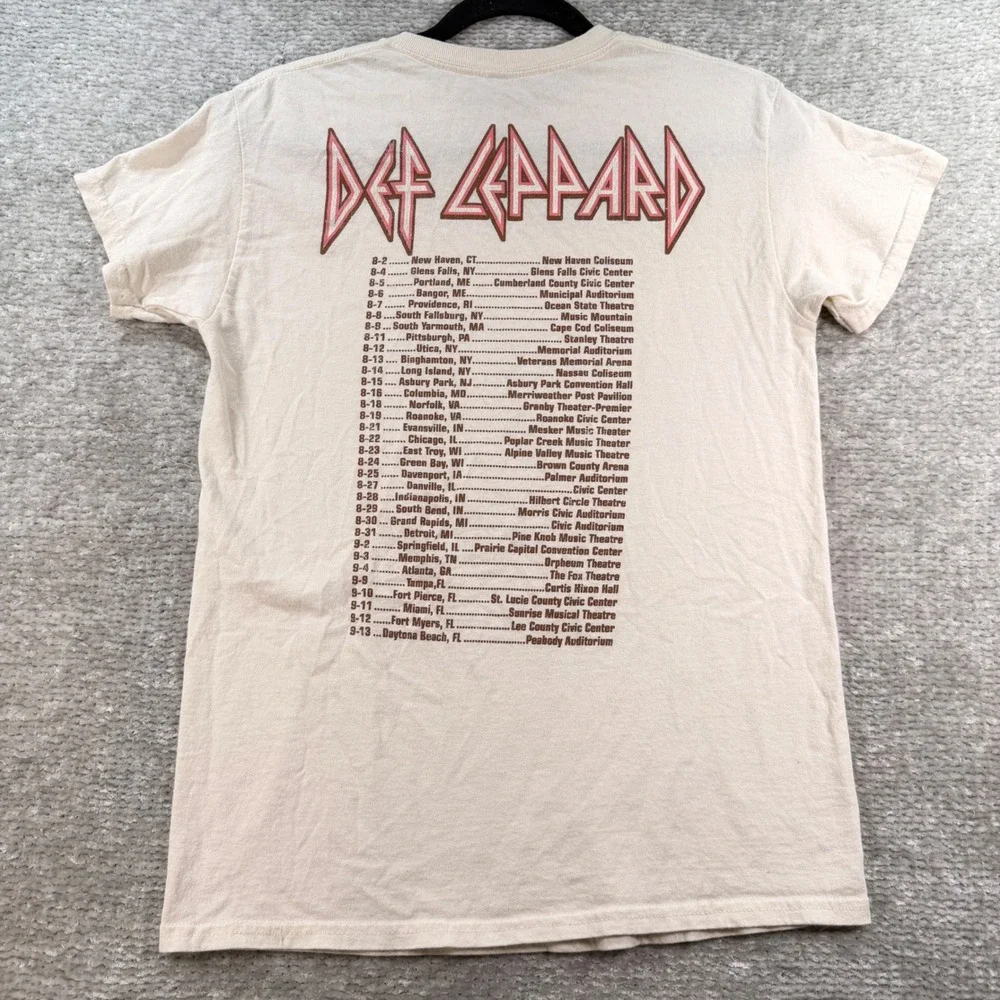 Def Leppard T-Shirt 1981 Tour Graphic 100% Cotton Small Cream Rock Band Tee - Picture 5 of 6